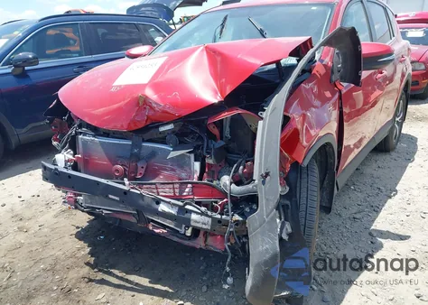 2016 Toyota Rav4 Xle z USA, uszkodzony, nr VIN 2T3RFREV9GW452923